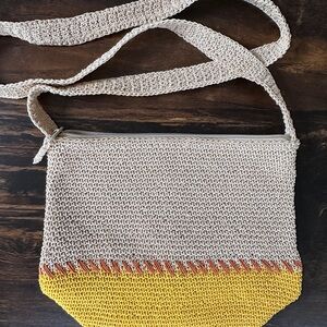 Woven Two-Tone Crossbody Bag in Cream and Yellow